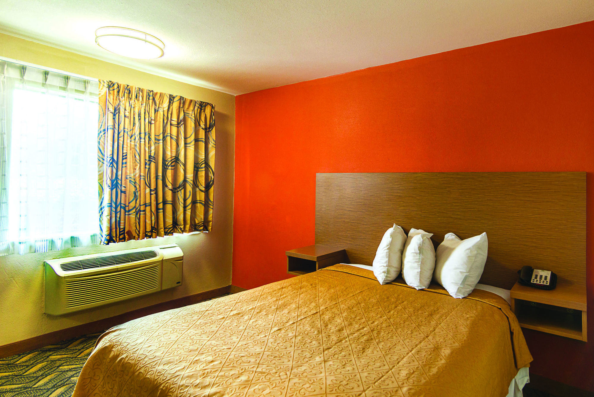 Days Inn & Suites By Wyndham Arlington Near Six Flags Kamer foto