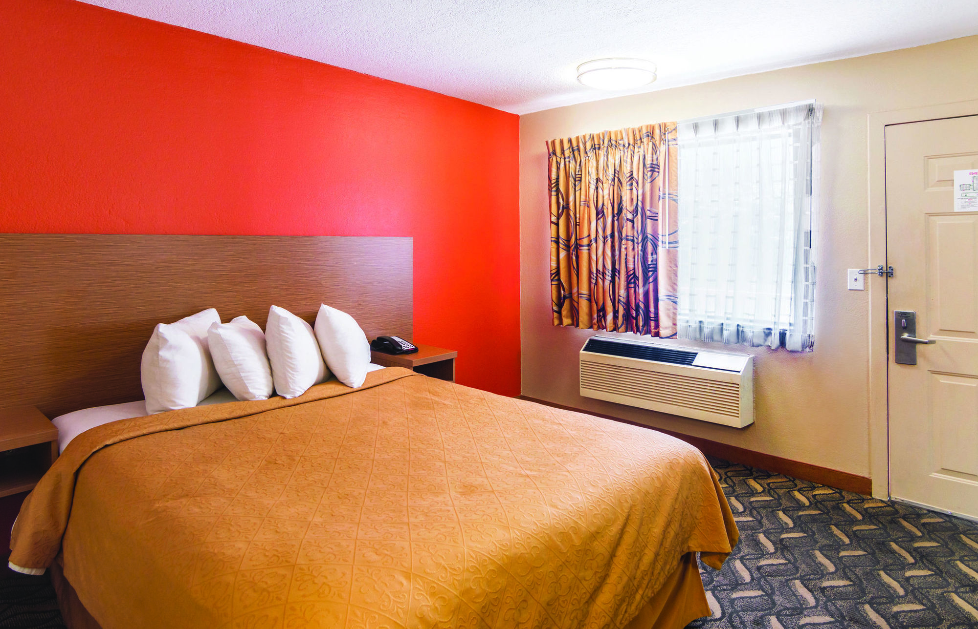 Days Inn & Suites By Wyndham Arlington Near Six Flags Kamer foto