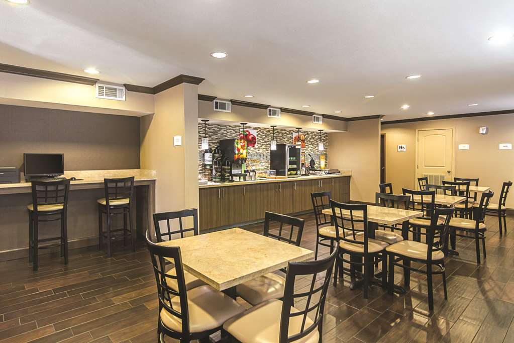Days Inn & Suites By Wyndham Arlington Near Six Flags Restaurant foto